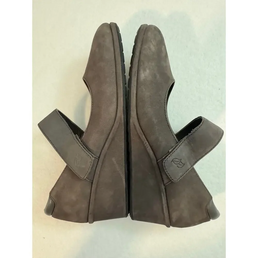 Nurture by Lamaze New Leather Suede Gray 2